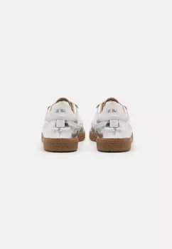 Кроссовки на шнуровке EMPORIA Steve Madden, серебристого цвета