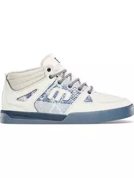 Кроссовки на шнуровке Etnies