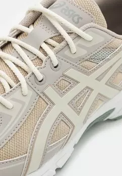 Кроссовки на шнуровке GEL-VENTURE 6 UNISEX ASICS SportStyle, бежевый