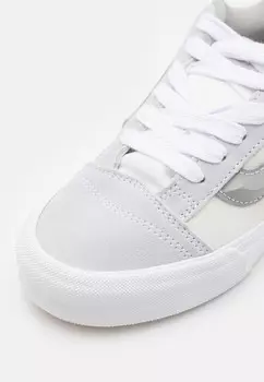 Кроссовки на шнуровке KNU SKOOL UNISEX Vans, серый