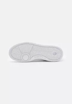 Кроссовки на шнуровке L001 SET 224 Lacoste, белый