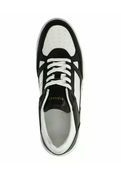 Кроссовки на шнуровке Manfield, черный