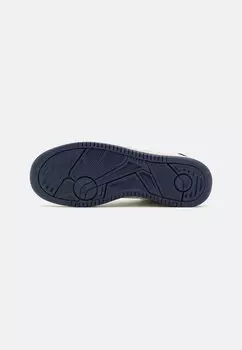Кроссовки на шнуровке MASTERS COURT LEATHER SUEDE SNEAKER Ralph Lauren, белый