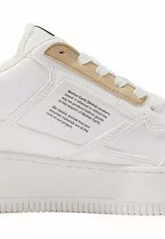 Кроссовки на шнуровке MoEa, белый