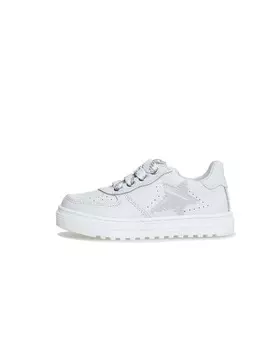 Кроссовки на шнуровке Naturino, белый