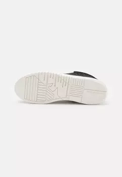 Кроссовки на шнуровке NEW ICON Emporio Armani, черный