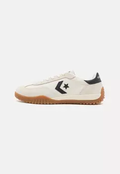 Кроссовки на шнуровке RUN STAR TRAINER Converse, бежевый