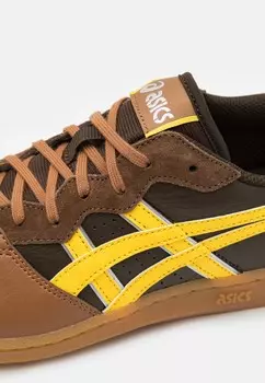 Кроссовки на шнуровке SKYHAND OG UNISEX ASICS SportStyle, темно-коричневый