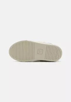 Кроссовки на шнуровке SMALL V-10 UNISEX Veja, белый