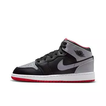 Кроссовки начальная школа AIR JORDAN 1 MID GS Jordan, цвет Black/Cement Grey-Fire Red-Sail