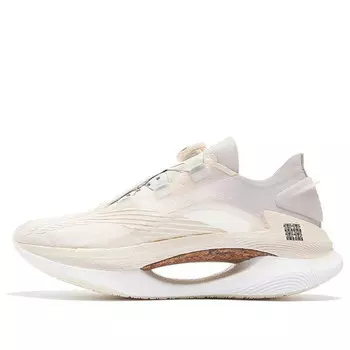 Кроссовки необходимы Li-Ning, белый