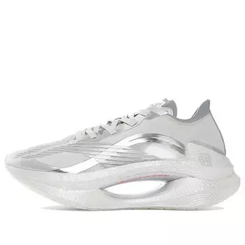 Кроссовки необходимы Li-Ning, серебряный
