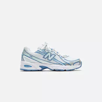 Кроссовки New Balance 740, цвет Ice Blue/Sea Stone/White