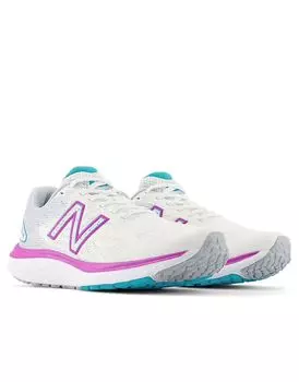 Кроссовки New Balance Fresh foam 680v7 белого цвета