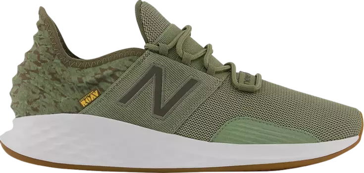Кроссовки New Balance Fresh Foam Roav 2E Wide 'Olive', зеленый