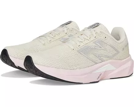 Кроссовки New Balance FuelCell Propel v5, цвет Linen/Pink Granite/Sea Salt