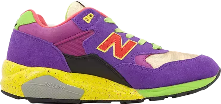Кроссовки New Balance Mt580 'Undefeated', фиолетовый