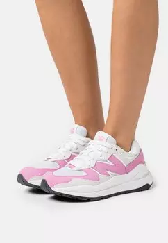 Кроссовки New Balance W5740, малиновый