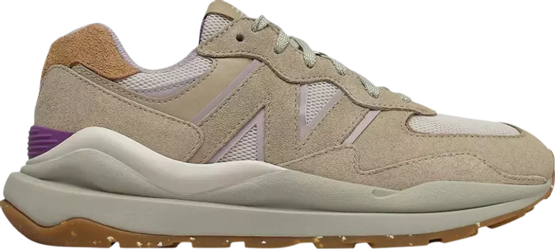 Кроссовки New Balance Wmns 57/40 'Incense Sour Grape', кремовый
