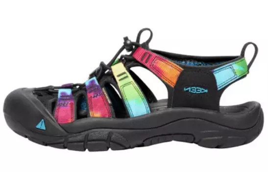 Кроссовки Newport Retro River Trekking женские черные Keen