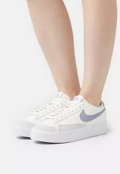 Кроссовки Nike