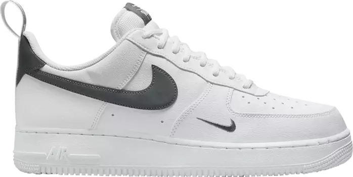 Кроссовки Nike Air Force 1 '07 LV8 UT 'White Metallic Dark Grey', белый
