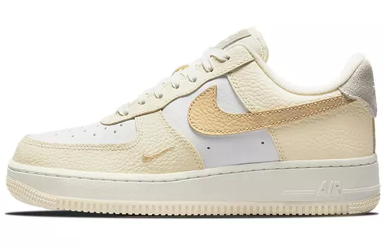 Кроссовки Nike Air Force 1 Low '07 SE Lemon Twist Coconut Milk (женские)