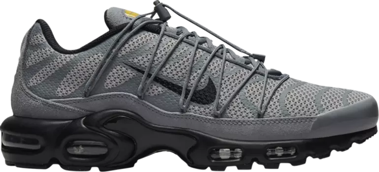 Кроссовки Nike Air Max Plus Utility 'Wolf Grey Black', серый