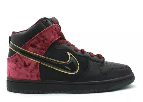 Кроссовки Nike DUNK HIGH PREMIUM SB 'BLOODY SUNDAY', черный