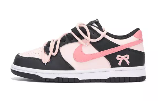 Кроссовки Nike Dunk Kids' Skateboarding Shoes Grade School, розовый