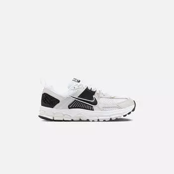 Кроссовки Nike GS Zoom Vomero 5, цвет White/Black/Platinum Tint/Metallic Platinum
