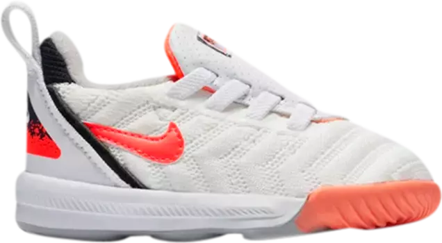 Кроссовки Nike LeBron 16 TD 'Air Tech Challenge Hot Lava White', белый