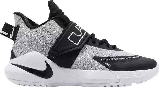 Кроссовки Nike LeBron Ambassador 12 'Black White', черный