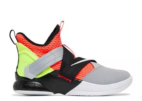 Кроссовки Nike LEBRON SOLDIER 12 'HOT LAVA',