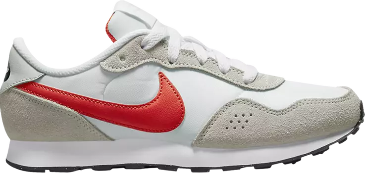 Кроссовки Nike MD Valiant GS 'Pure Platinum Picante Red', белый