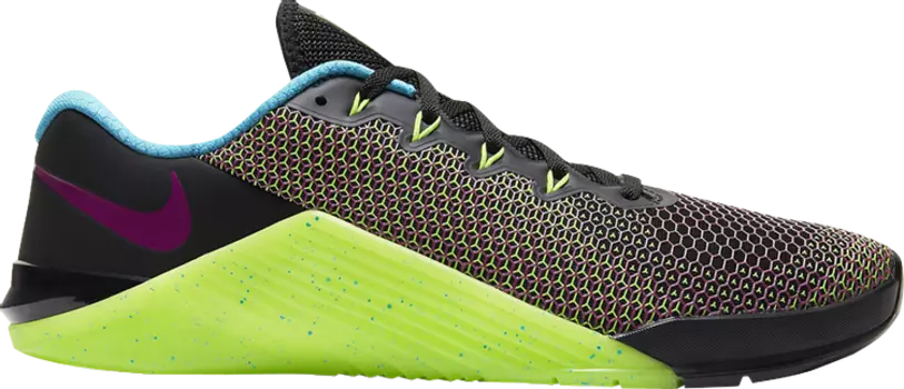 Кроссовки Nike Metcon 5 AMP 'Black Green Strike', зеленый