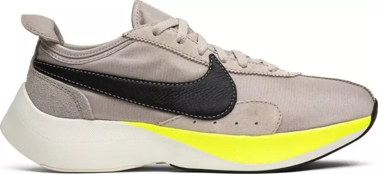 Кроссовки Nike Moon Racer 'String', загар