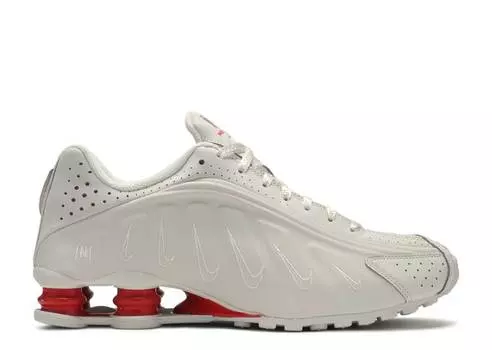 Кроссовки Nike NEYMAR JR. X SHOX R4 'PLATINUM TINT', платиновый