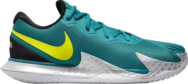 Кроссовки Nike NikeCourt Zoom Vapor Cage 4 Rafa 'Bright Spruce Atomic Green', зеленый