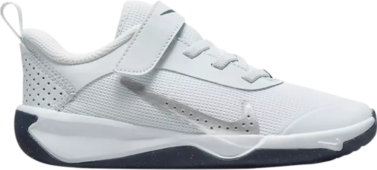 Кроссовки Nike Omni Multi-Court PS 'Pure Platinum Metallic Silver', серый