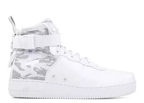 Кроссовки Nike SF AIR FORCE 1 MID 'WINTER CAMO', белый