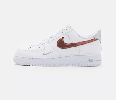 Кроссовки Nike Sportswear Air Force 1 07 Unisex, белый, темно-розовый