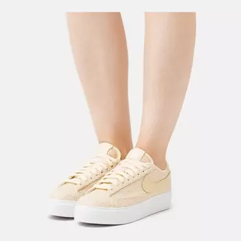 Кроссовки Nike Sportswear Blazer Platform, lemon drop/coconut milk/white
