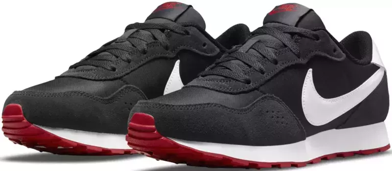 Кроссовки Nike Sportswear "MD VALIANT (GS)", черный