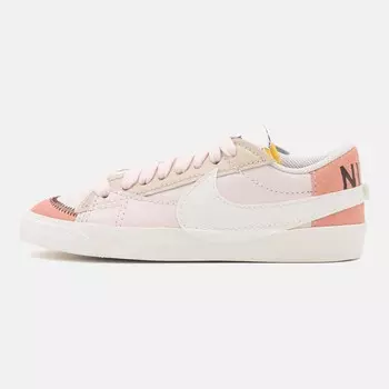 Кроссовки Nike Sportswear W Blazer Low '77 Jumbo, light soft pink/sail/arctic orange/sanddrift/burgundy crush