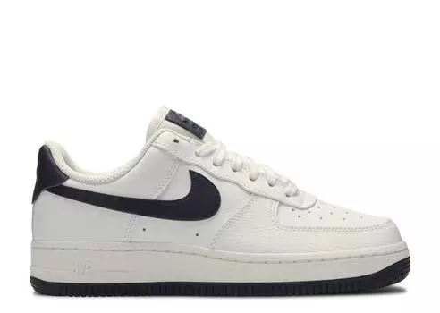 Кроссовки Nike WMNS AIR FORCE 1 07 'WHITE OBSIDIAN', белый