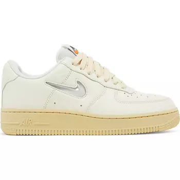 Кроссовки Nike Wmns Air Force 1, кремовый