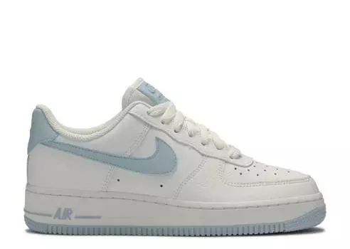 Кроссовки Nike WMNS AIR FORCE 1 LOW '07 PATENT 'LIGHT ARMORY BLUE', белый