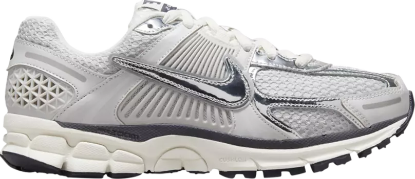 Кроссовки Nike Wmns Air Zoom Vomero 5 'Photon Dust Metallic Silver', серебряный