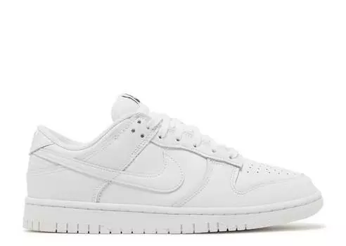Кроссовки Nike WMNS DUNK LOW 'TRIPLE WHITE', белый